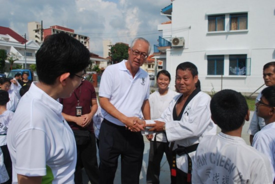 Community prize presentation